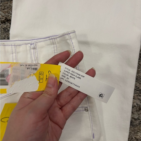 Circus By Sam Edelman Super High Flared Leg Jeans Sz 30 NWT | Flared Leg Jeans - - Picture 3 of 12